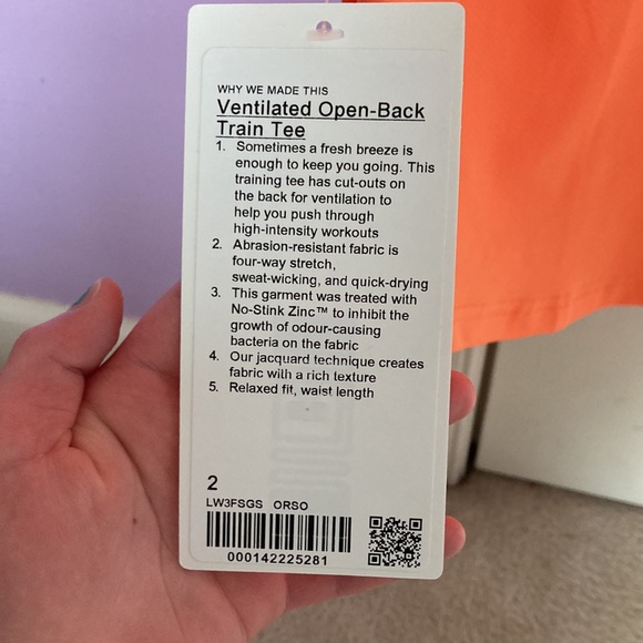 Lululemon open back tee - Picture 3 of 4